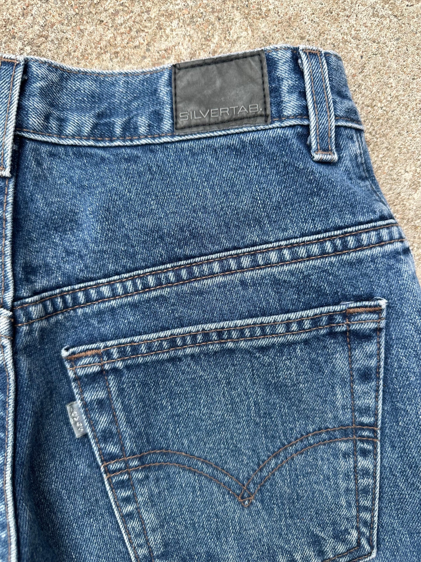 90’s Levi’s Silver Tab 368 Baggy Crop Women Jeans (26x26)