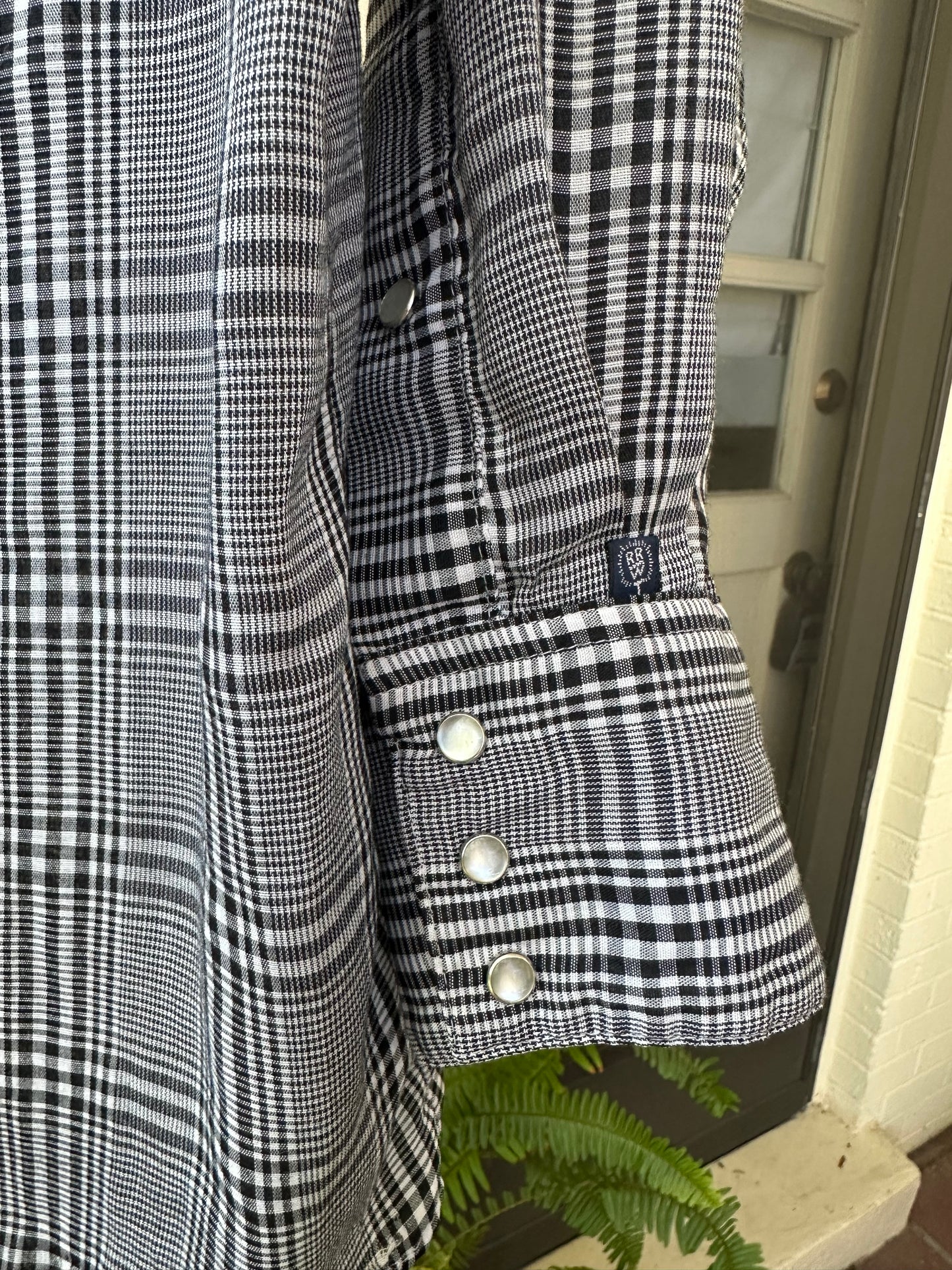 70’s Rockmount Ranchwear “Mountain Shadows” Pearl Snap Shirt (Unisex M/L)