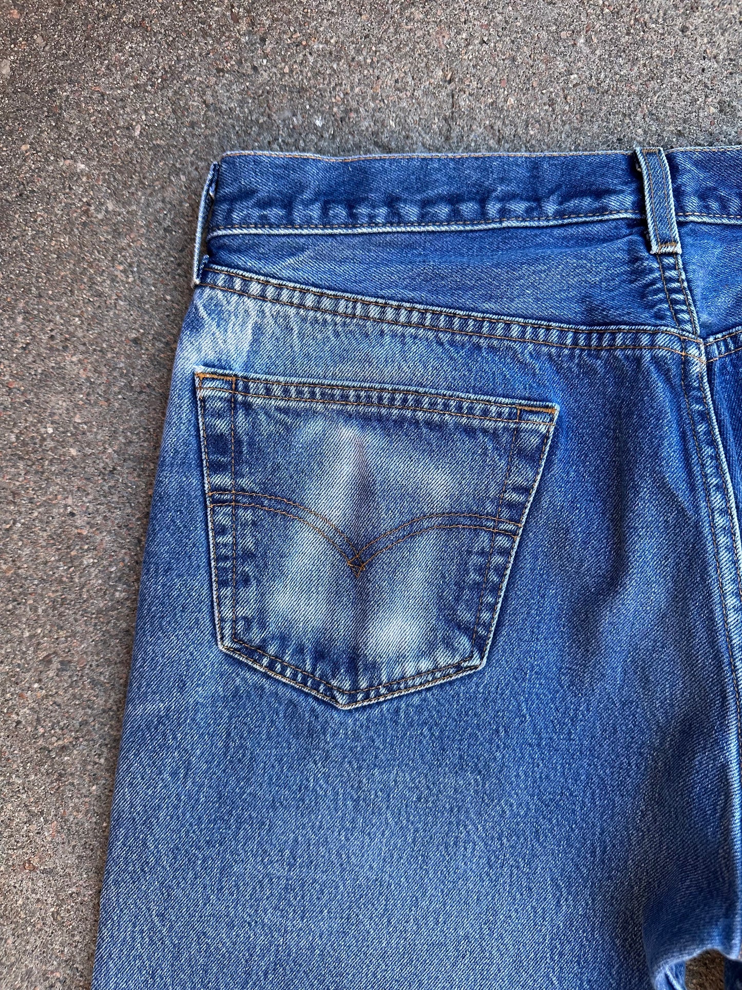 2000 Levi’s 501xx STF Denim Great Fades Jeans (Men’s 34x33 / Women’s 32)