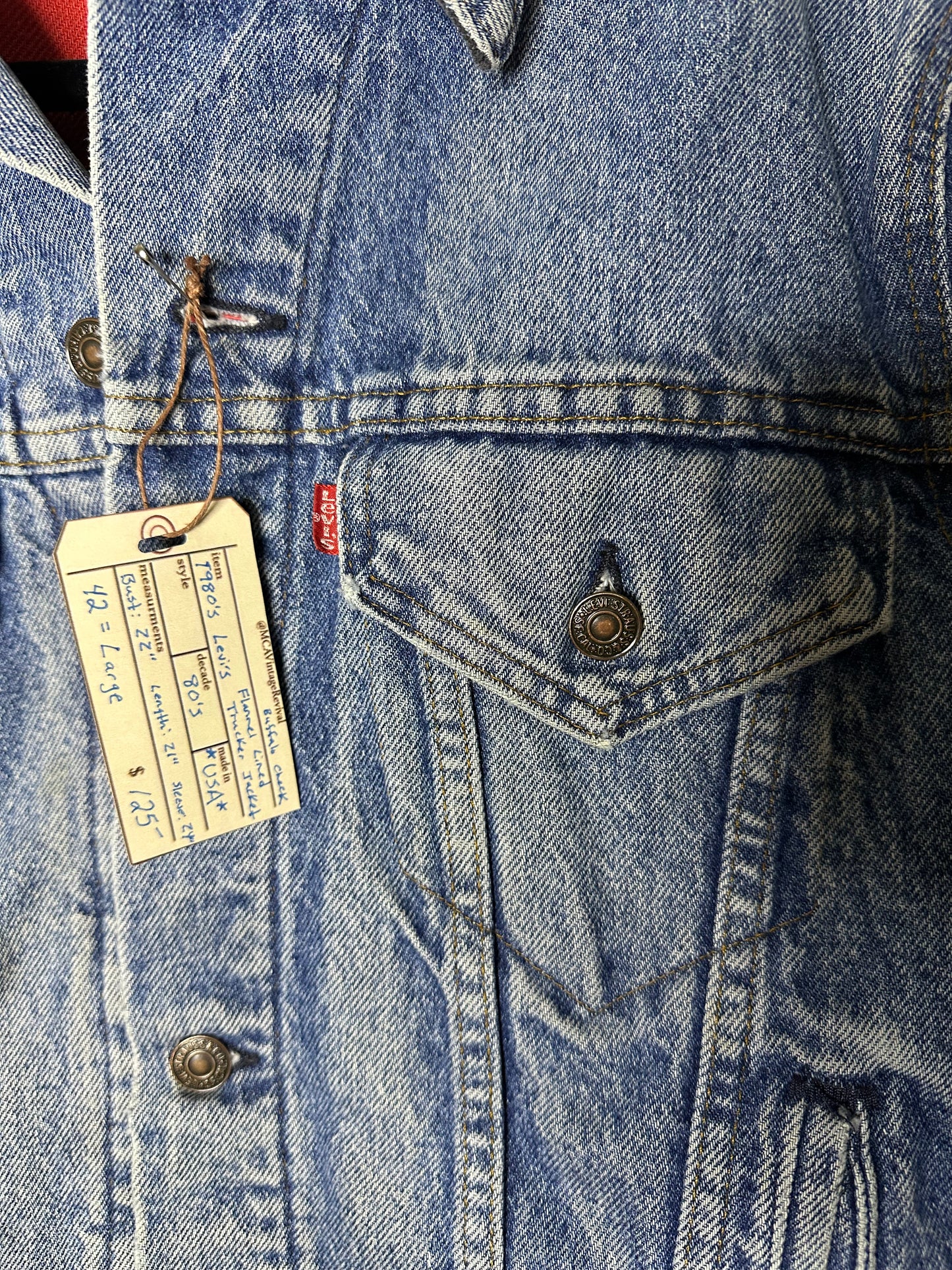 80’s Levi’s Flannel Lined Denim Trucker Jacket (Unisex 42/L)