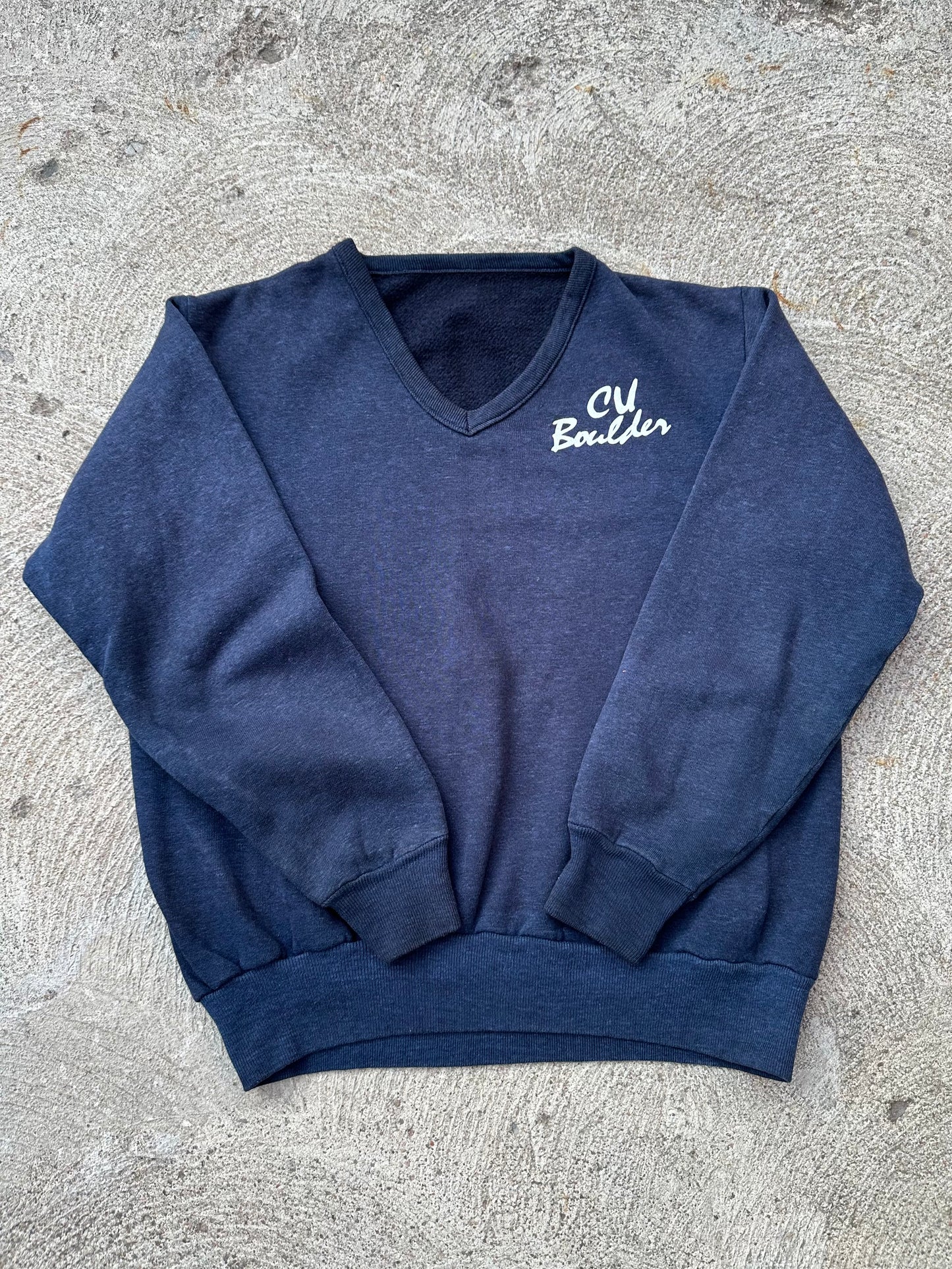 1981 CU Buffs V-Neck Sweatshirt (Unisex M)