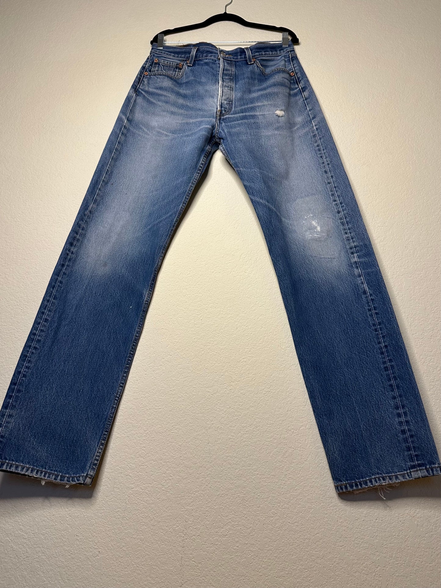 90’s Levi’s 501xx Distressed Jeans (Men’s 34x35 / Women’s 32)