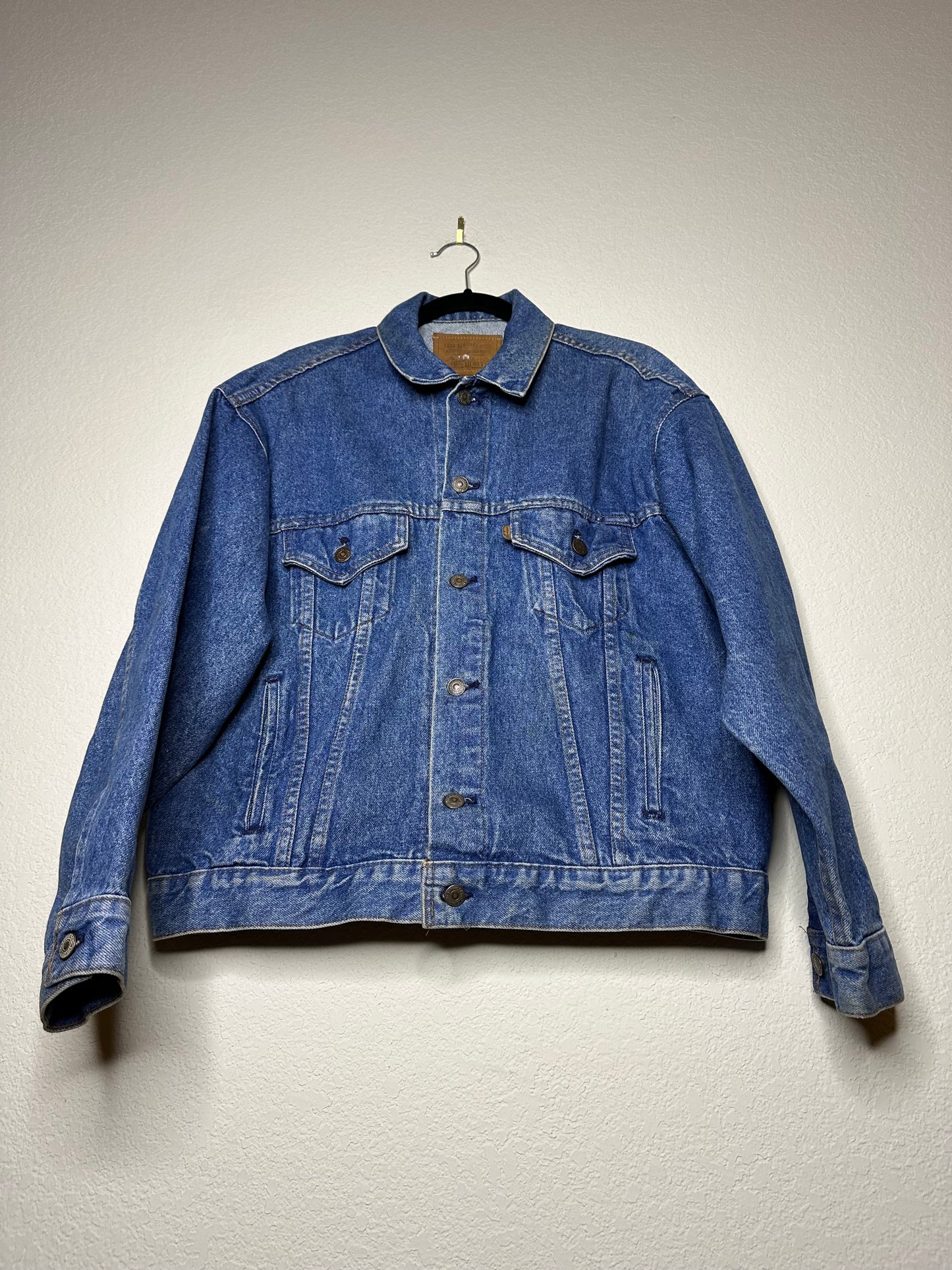 80’s Levi’s 550 Denim Trucker Jacket (Unisex L)
