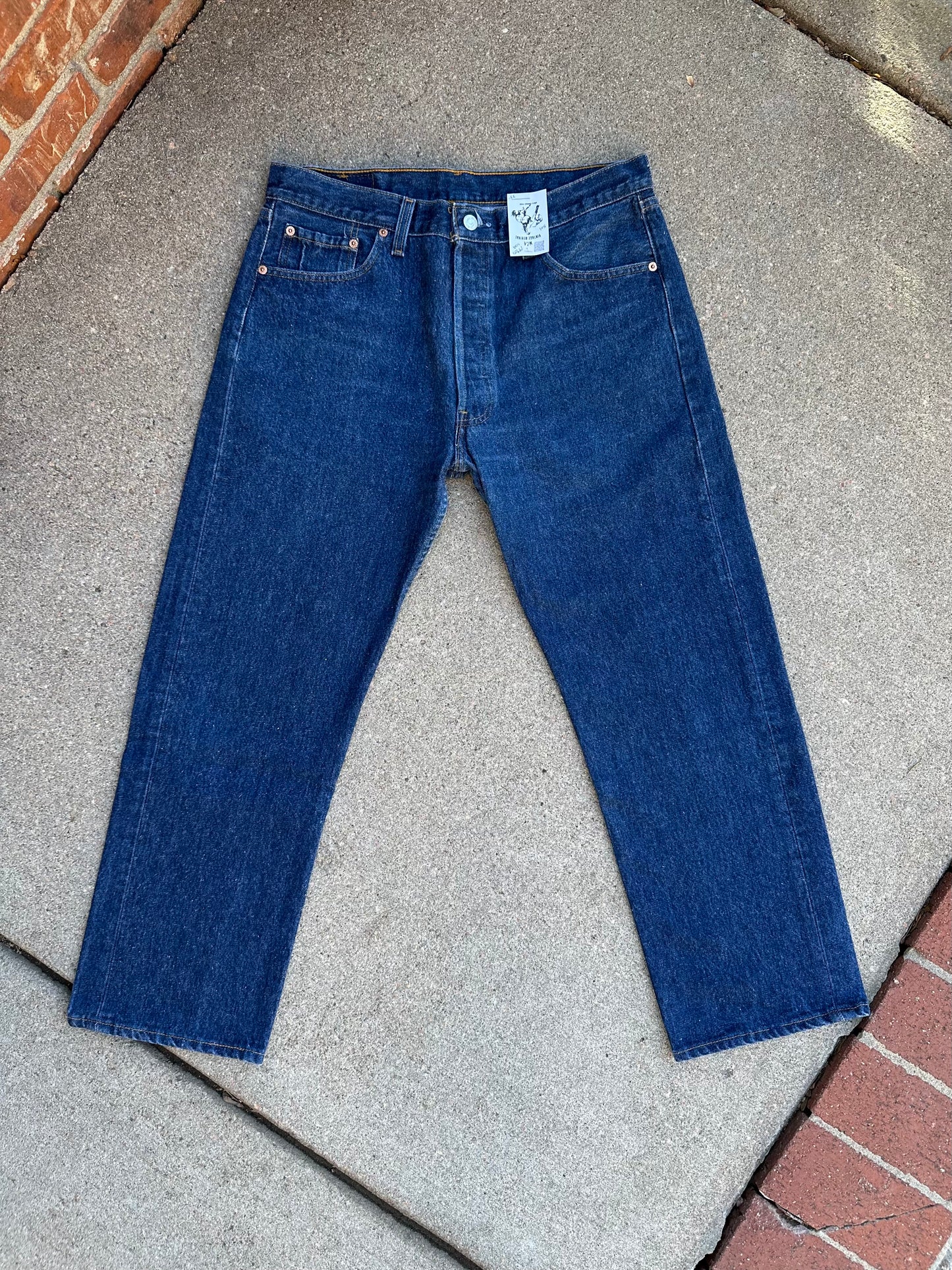 90’s Levi’s 501xx STF Raw Indigo Denim Jeans USA (Men’s 33x28 / Women’s 31)