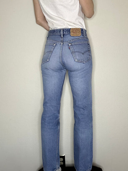 80’s Levi’s USA 501 Jeans (30/31 / Modern 4/6)