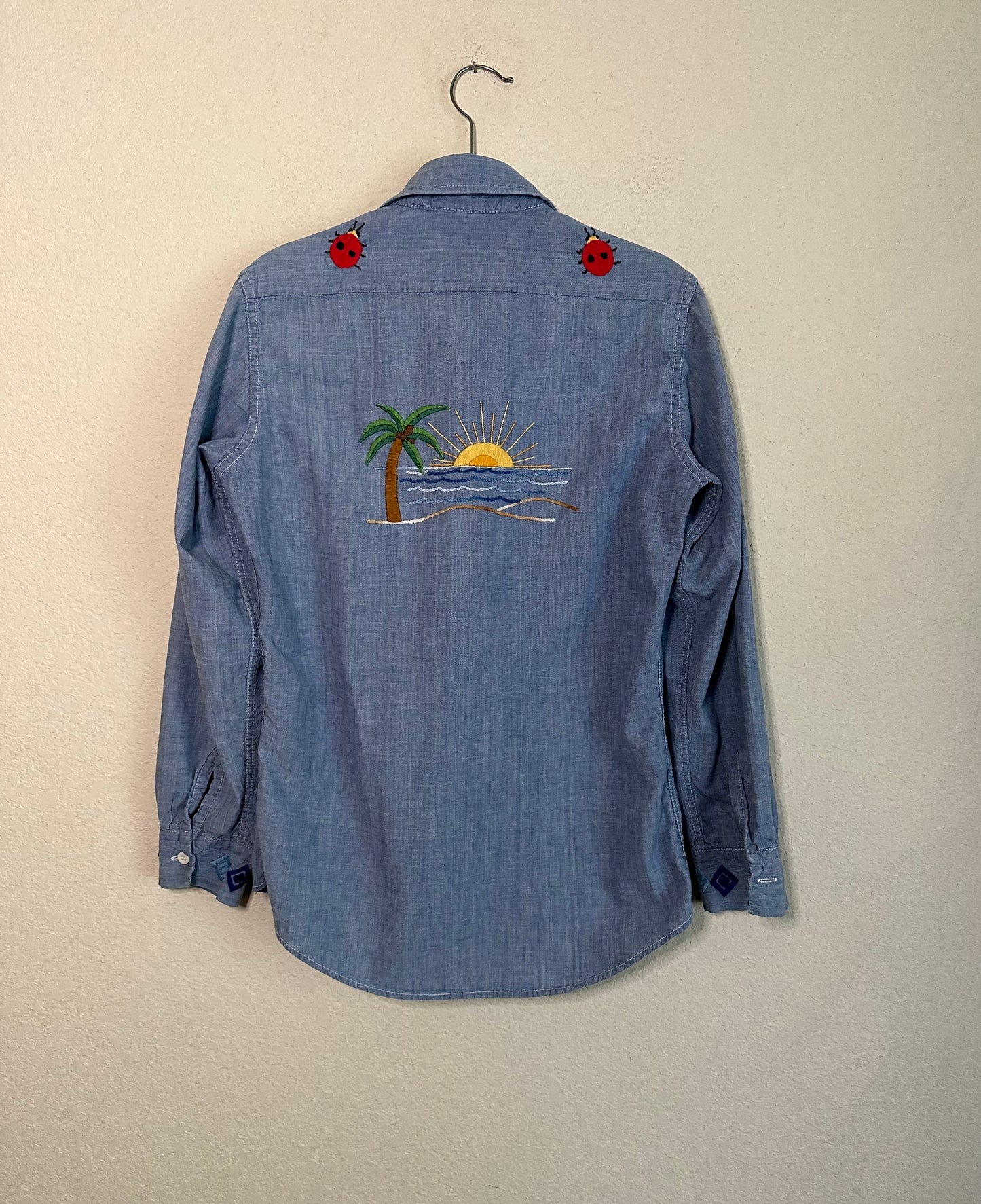 70’s Chambray Hand Embroidered Button-Down Shirt (Women’s S)