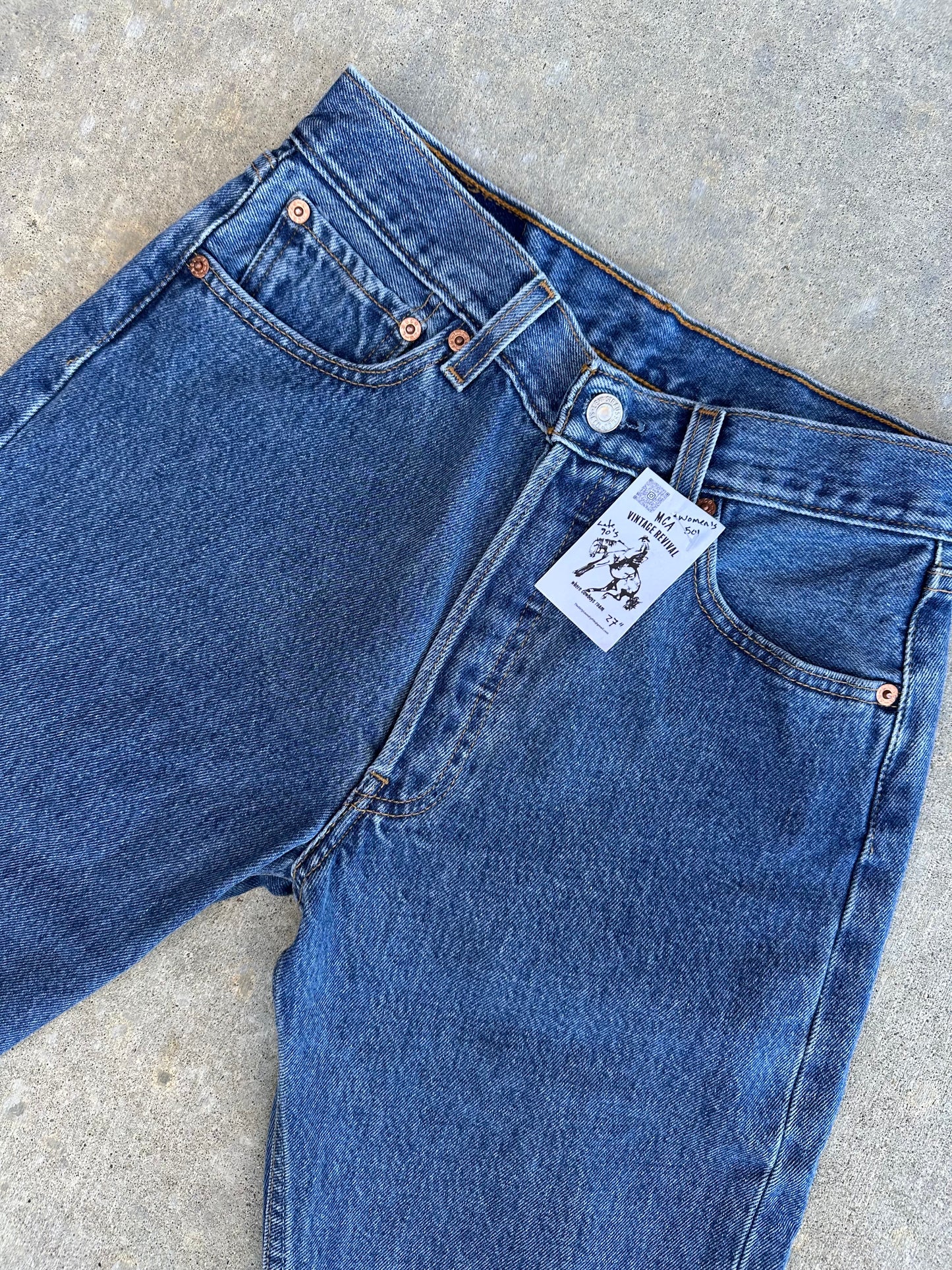 90’s Levi’s 501 Women’s Denim Jeans (Actual 27x29/Modern 25/26)