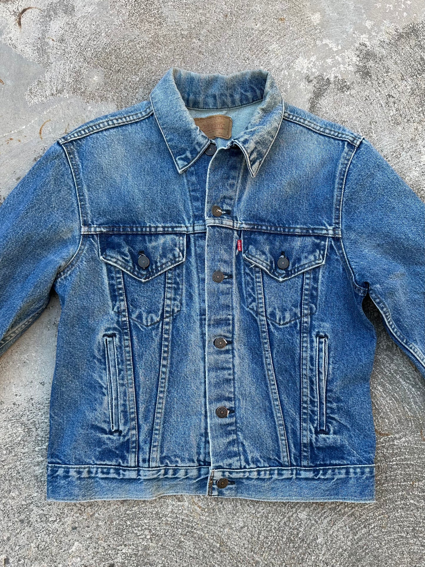 80’s Levi’s Denim Trucker Jacket w/ Good Fades (Unisex 40/S)