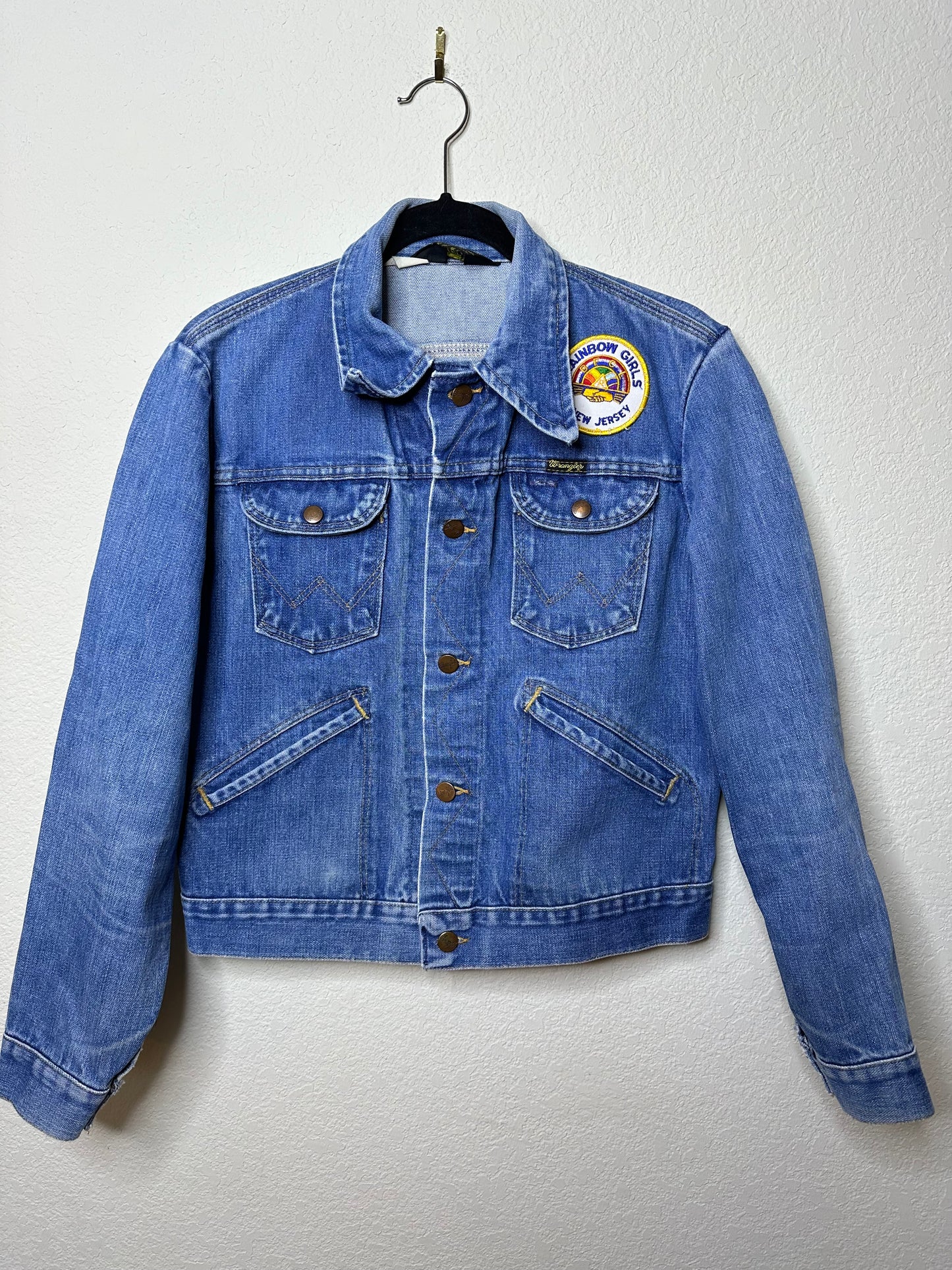 80’s Wrangler No Fault Denim Trucker Jacket w/ Tom Petty Patch (Unisex 38/M)