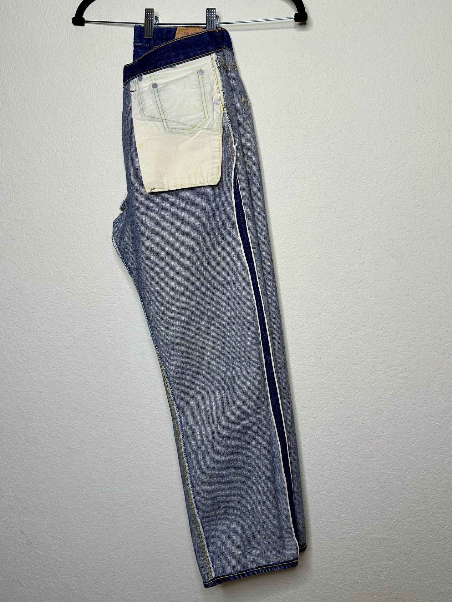 60’s Vintage LEVI’S 501 “BIG E” Selvedge Jeans Button #6 USA - Rare A+ Condition (Men’s 30 / Women’s 28)