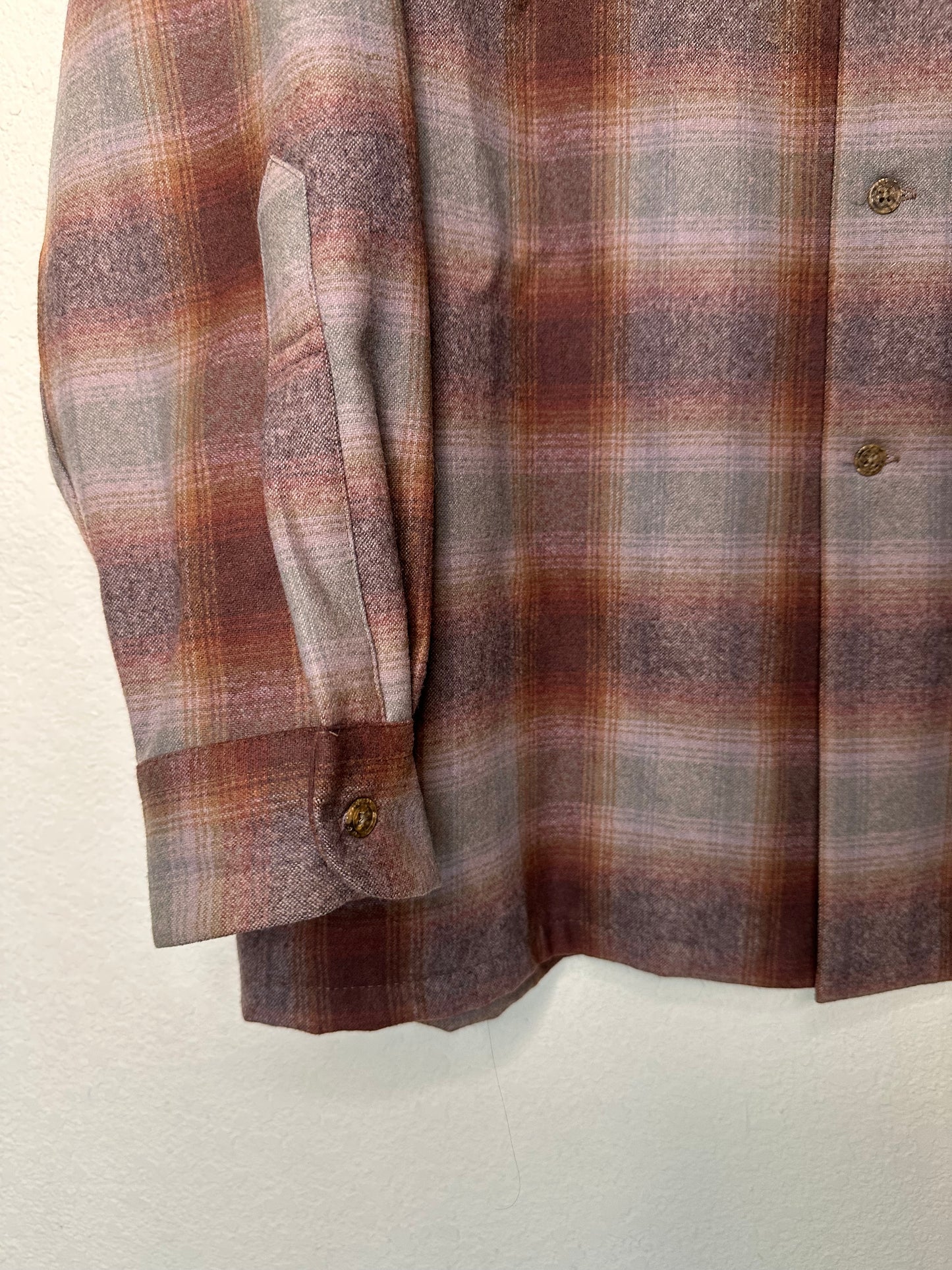 Pendleton Wool Ombré Plaid Board Shirt (Men’s XL/XXL)