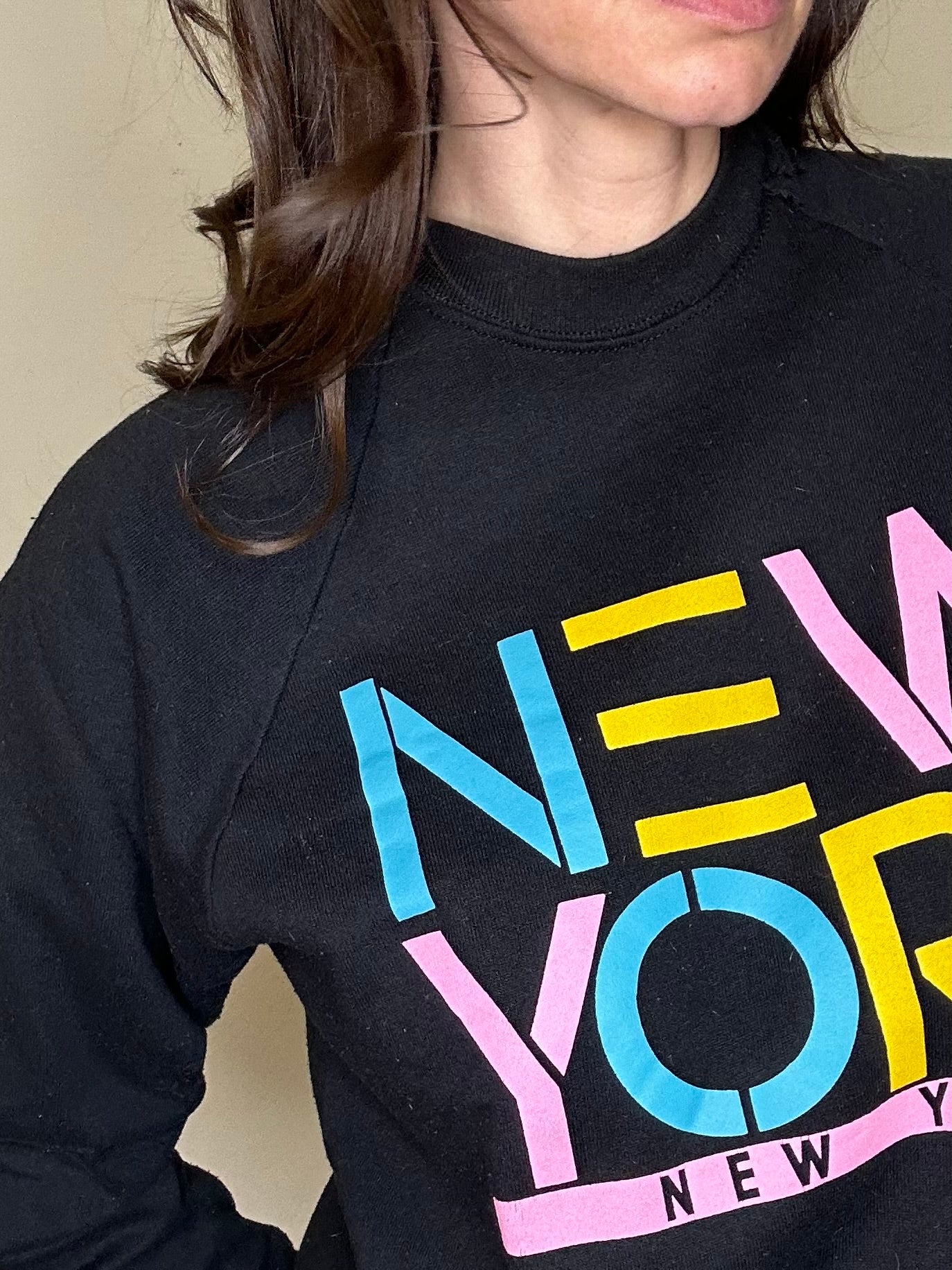 80’s New York Raglan USA Sweatshirt (Unisex M)