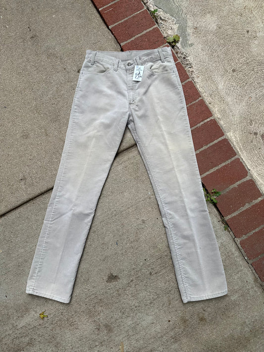 80’s Levi’s 519 “Californian” Corduroy White Tab Pants (Men’s 32/ Women’s 30)