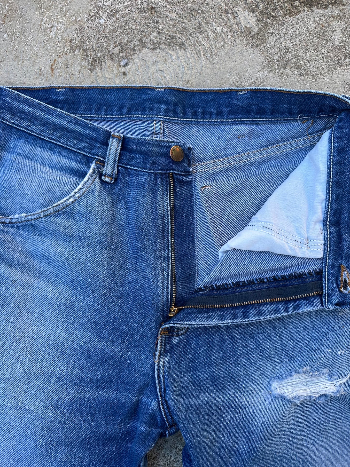 80’s-90’s Rustler Great Fades Distressed Crop Jeans (Men’s 31x27 / Women’s 30)