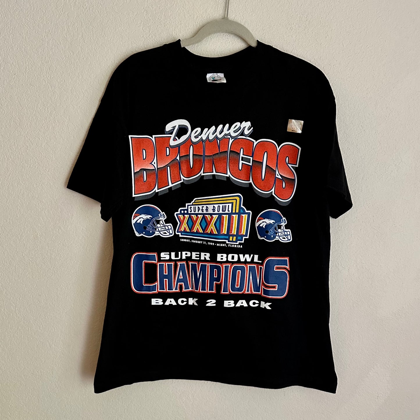 '99 Deadstock Denver Broncos Back 2 Back Champions Tee (Unisex L)