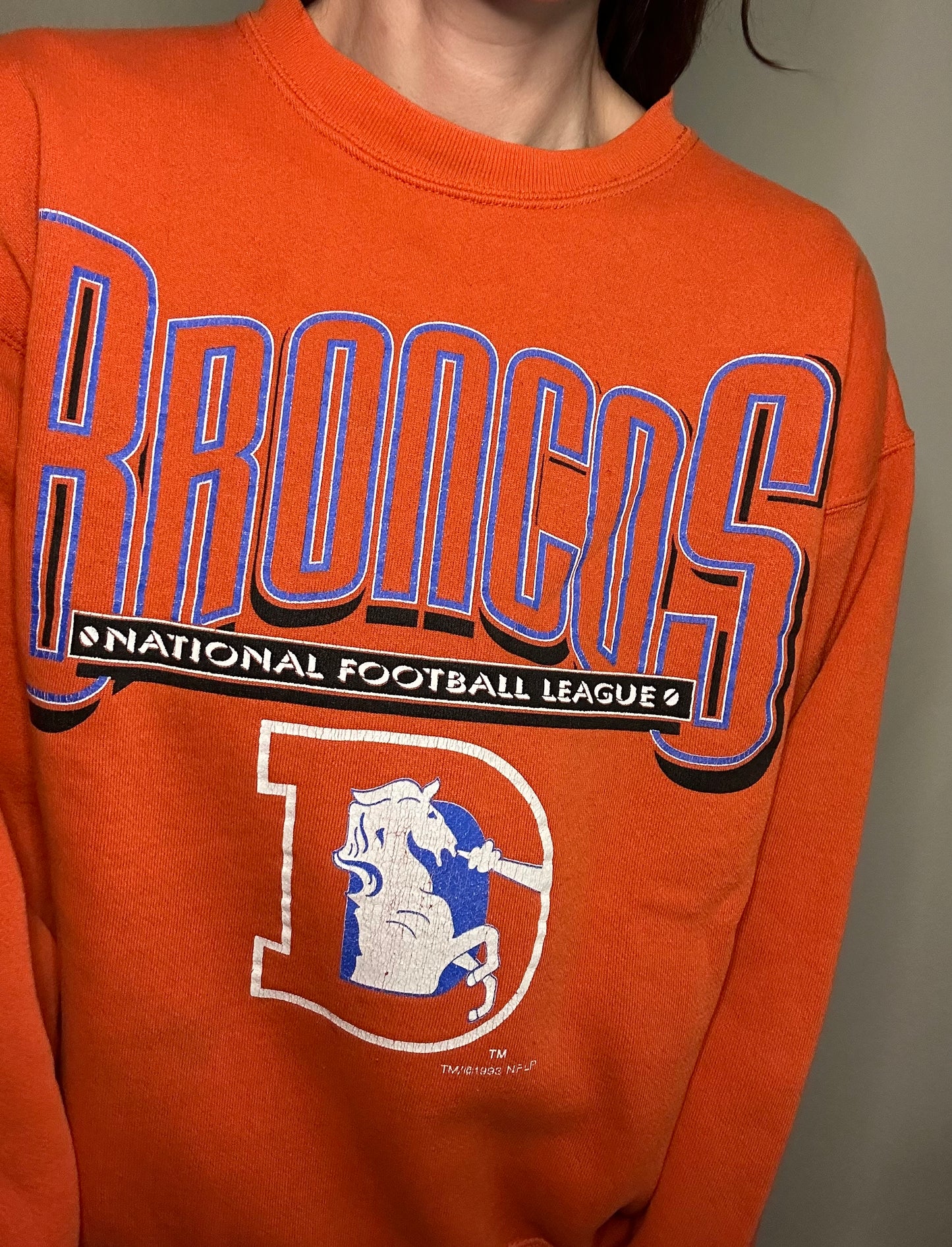 ‘93 Denver Broncos Graphic Sweatshirt (Unisex M)