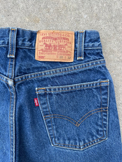 90’s Levi’s 505 Denim Jeans (Men’s 28x27/Women’s 26/27)