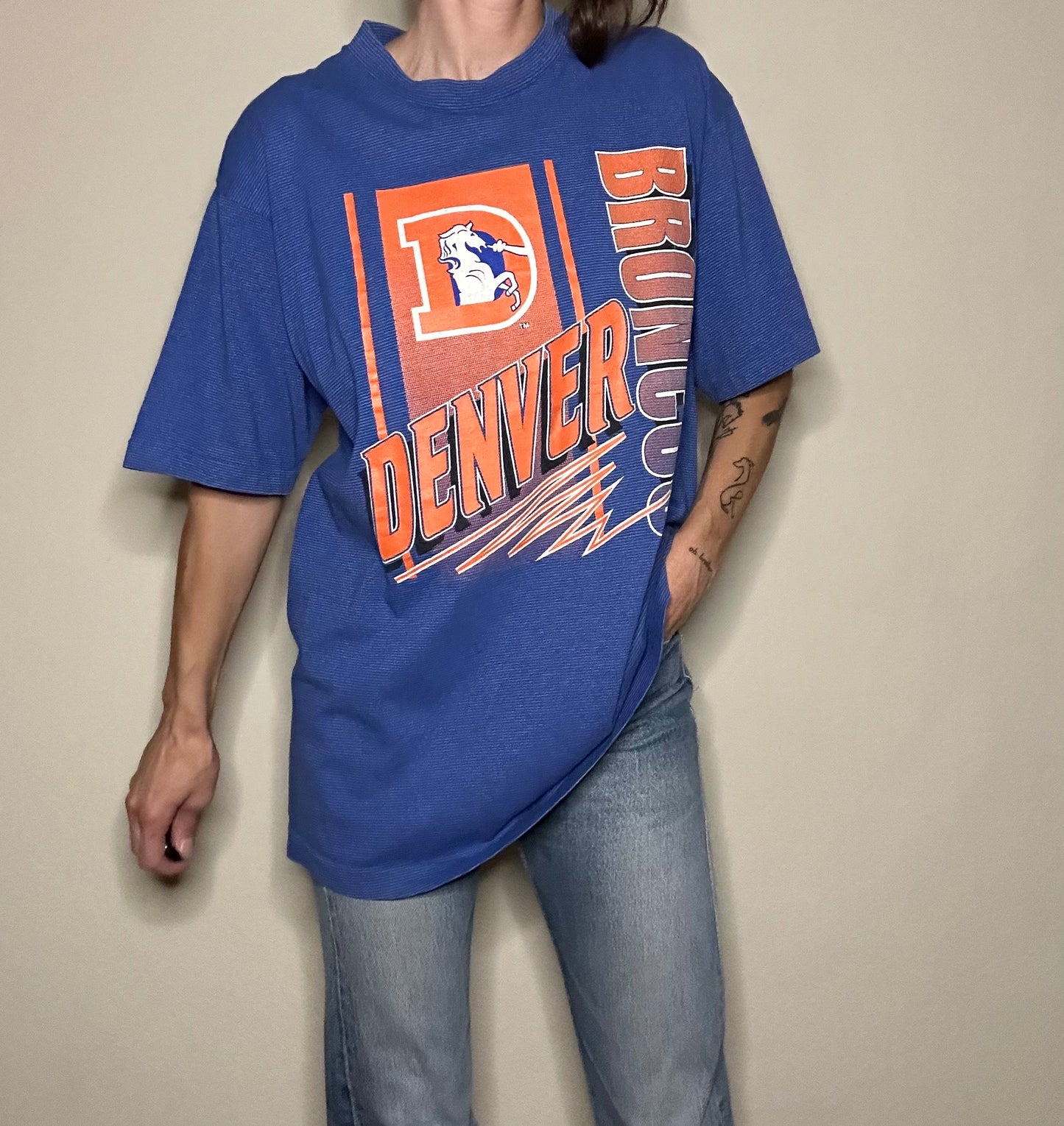 90’s Denver Broncos Pinstripe Tee (Unisex L)