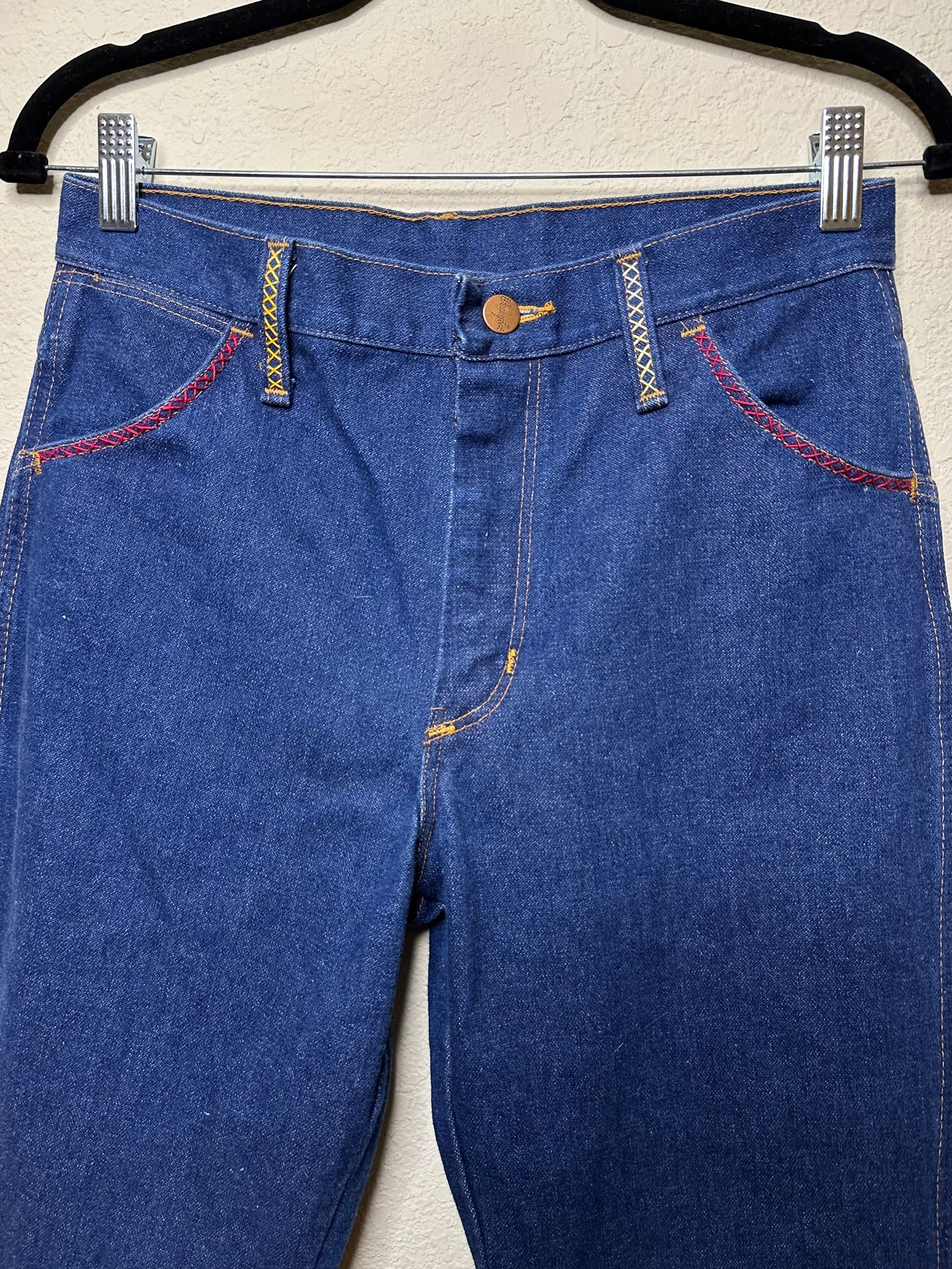MCA Vibtage Revival: 70’s Wrangler Indigo Hand Embroidered Boot Flare Jeans (Modern 27/28)