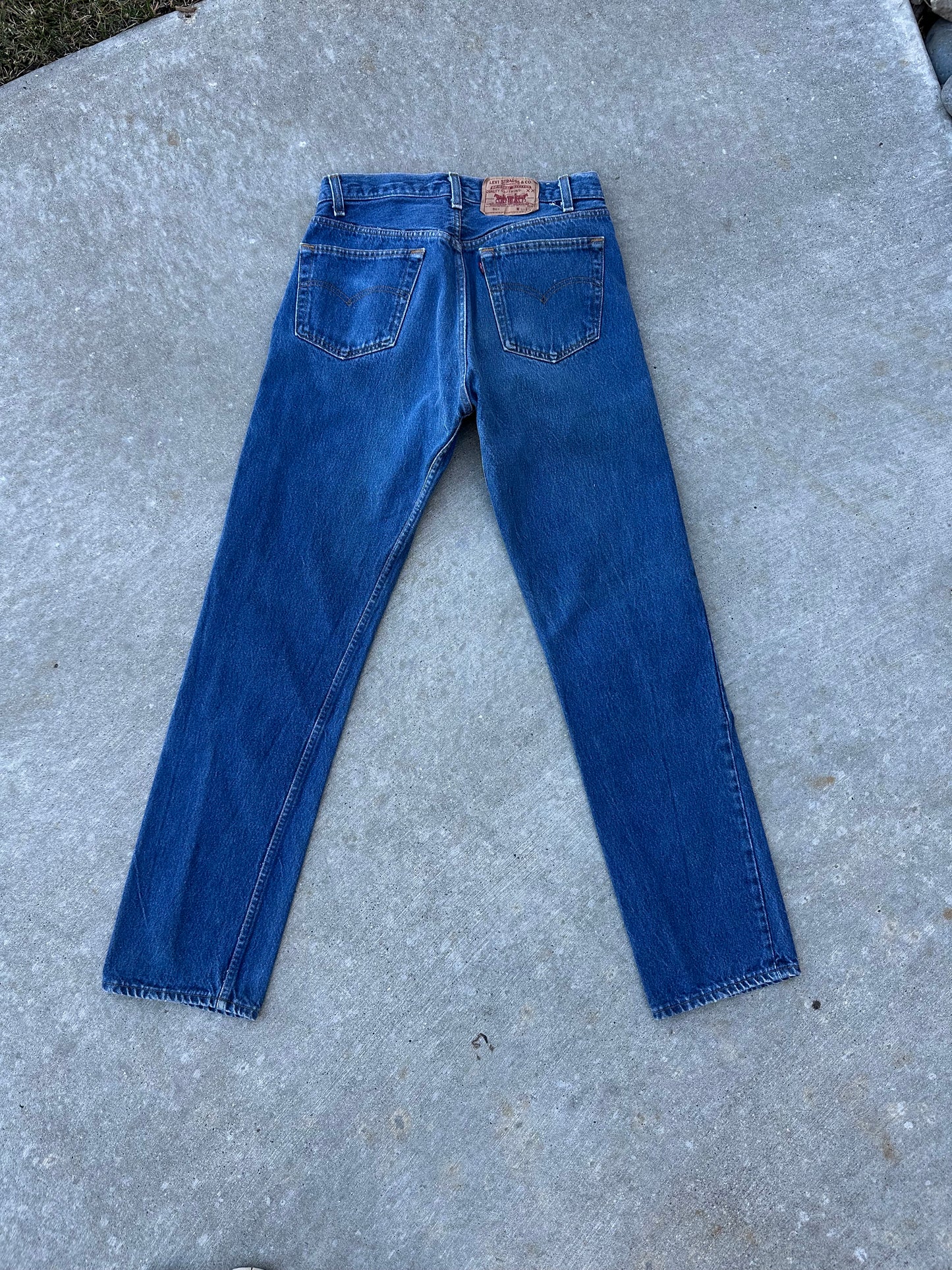 80’s Levi’s 501 Denim Jeans USA (Men’s 30x33 / Women’s 28)