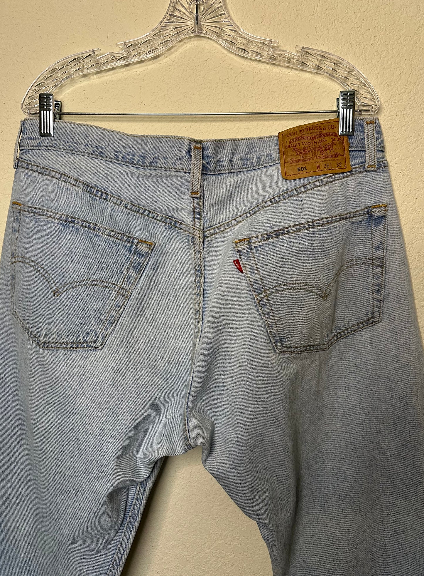 90’s Levi’s 501 USA Jeans (36x31)