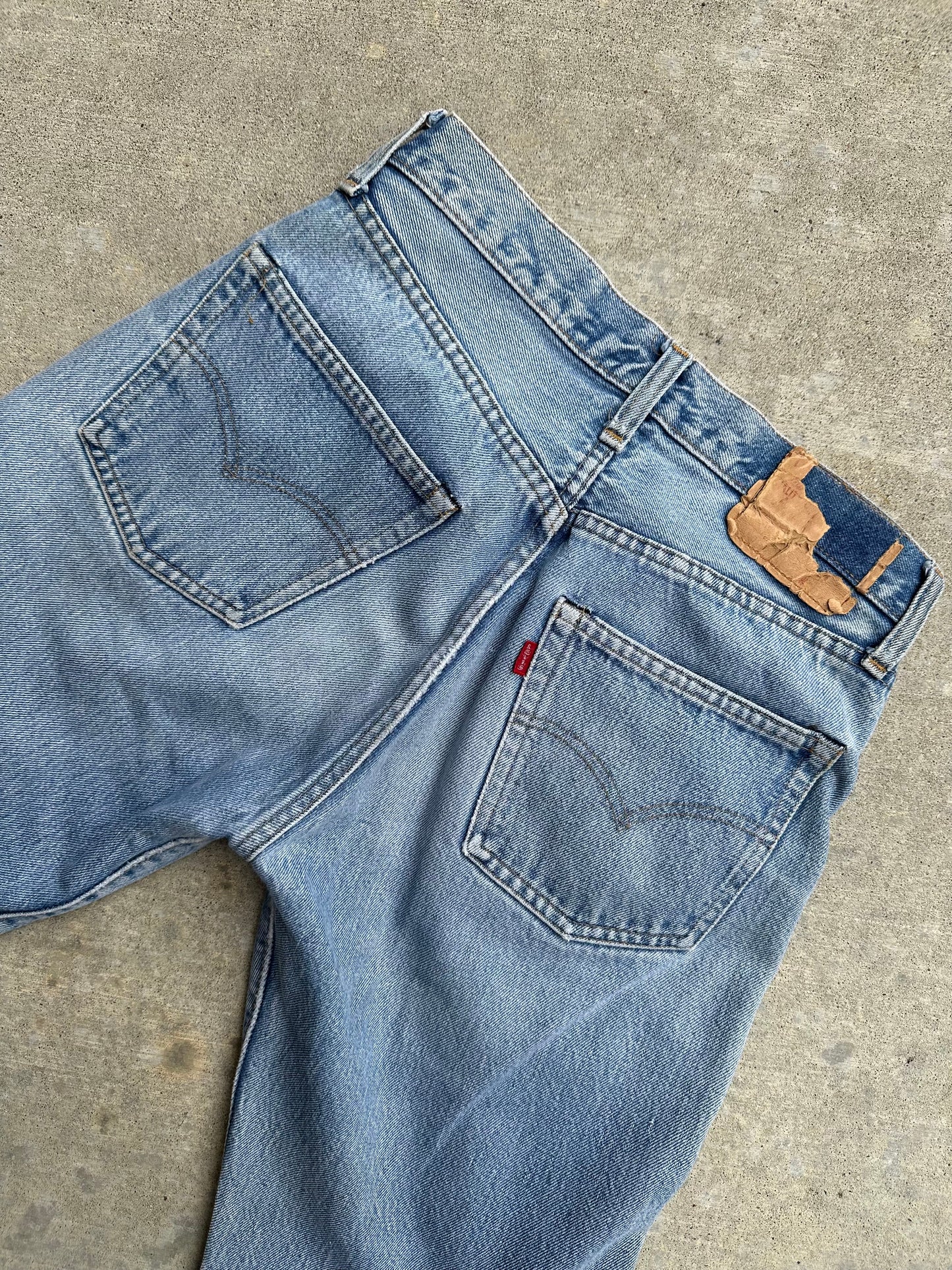 70’s Levi’s 501 Redline Selvedge #6 Jeans (28x30 / Modern 26)