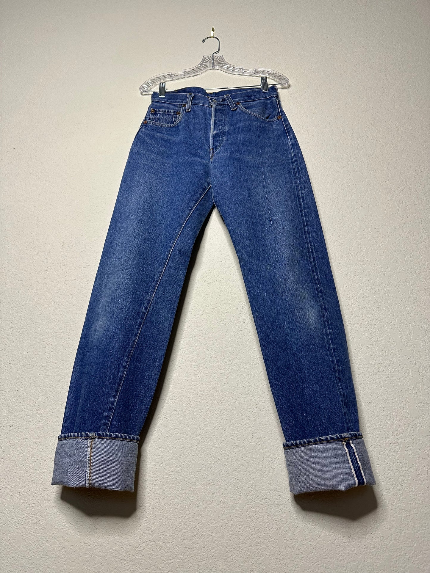 80’s Vintage LEVI’S 501 USA Redline Selvedge Jeans (28x34 / Modern 2/4)