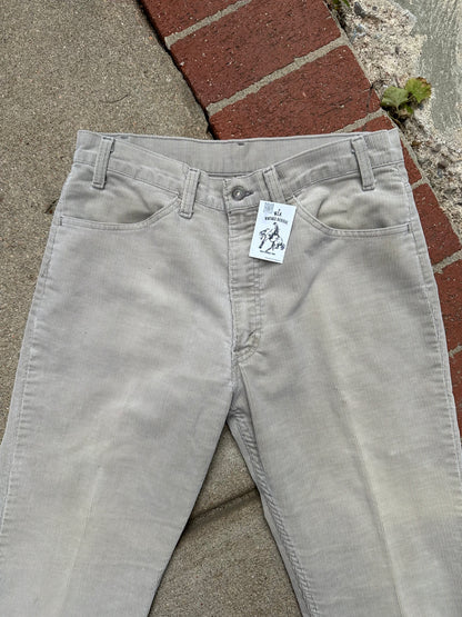 80’s Levi’s 519 “Californian” Corduroy White Tab Pants (Men’s 32/ Women’s 30)