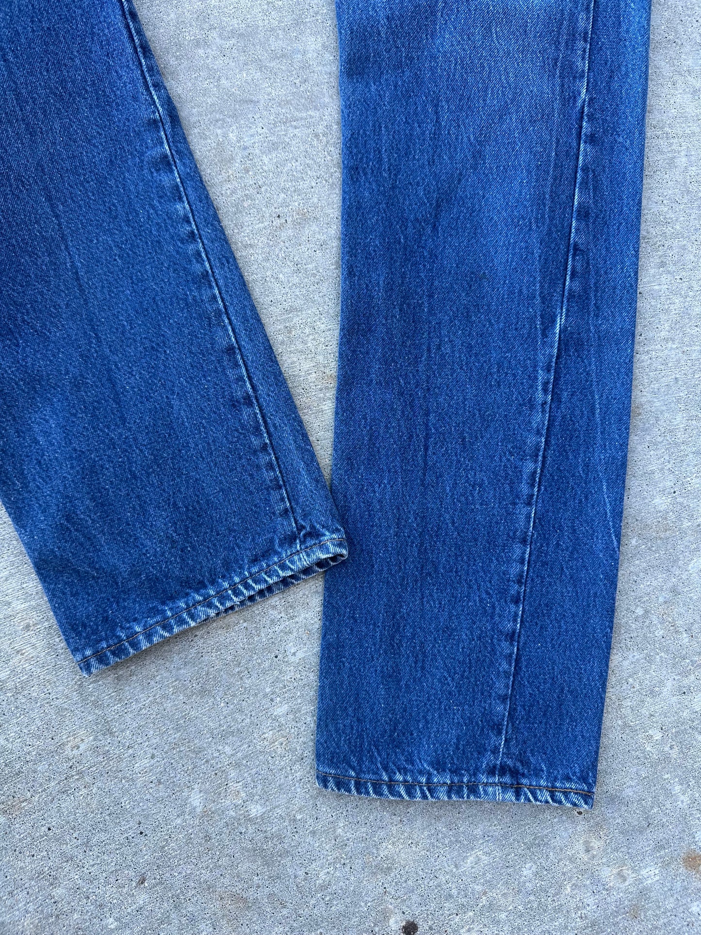80’s Levi’s 501 Denim Jeans USA (Men’s 30x33 / Women’s 28)