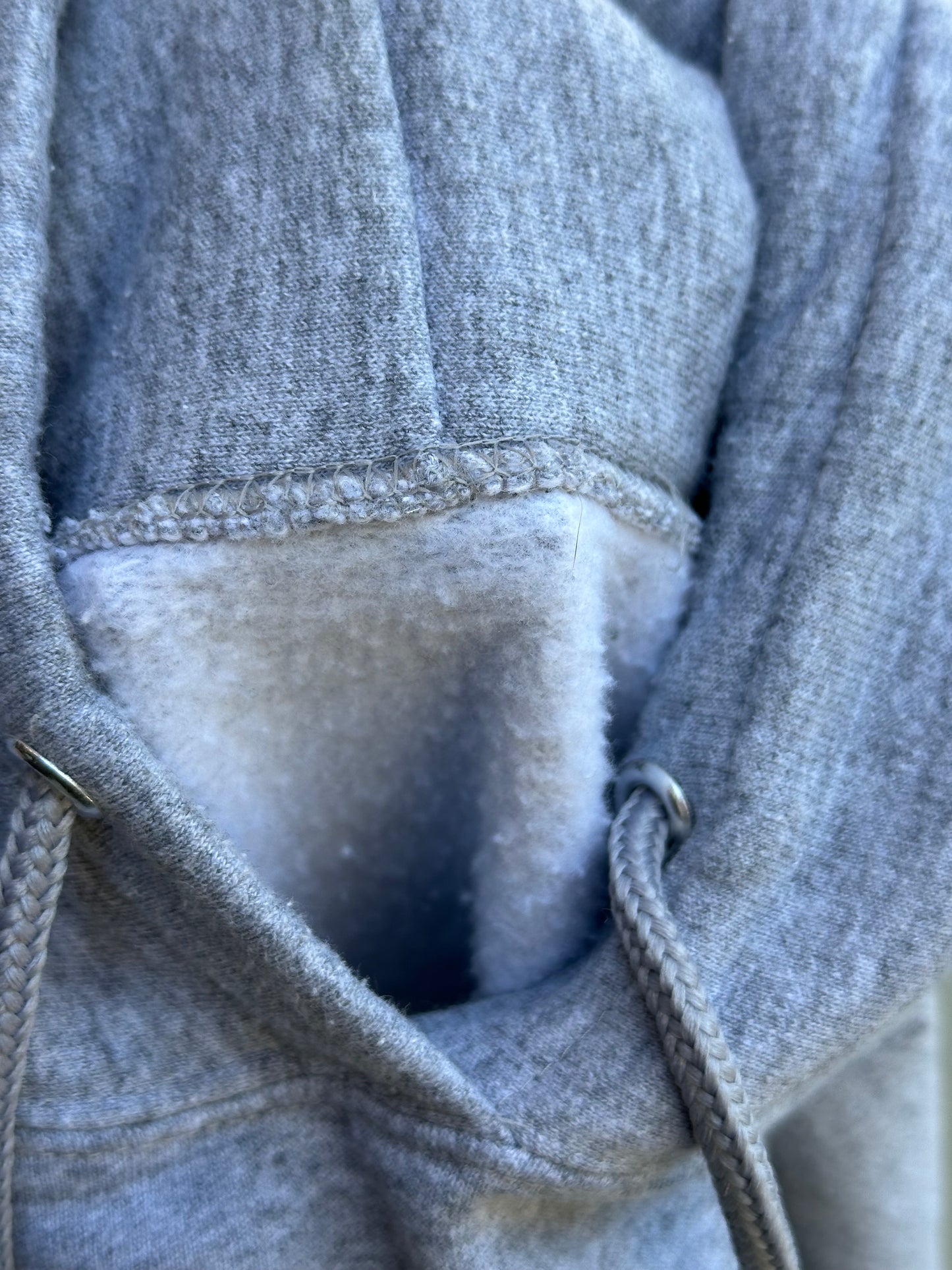 00s Wyoming Patched Logo Hoodie (Unisex S)