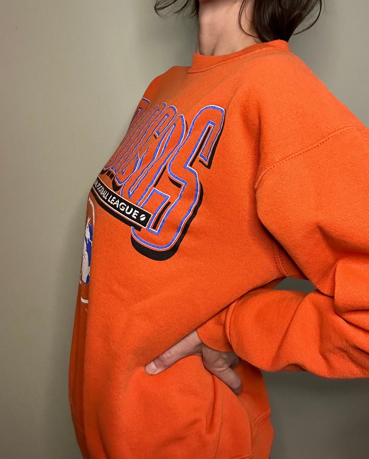 ‘93 Denver Broncos Graphic Sweatshirt (Unisex M)