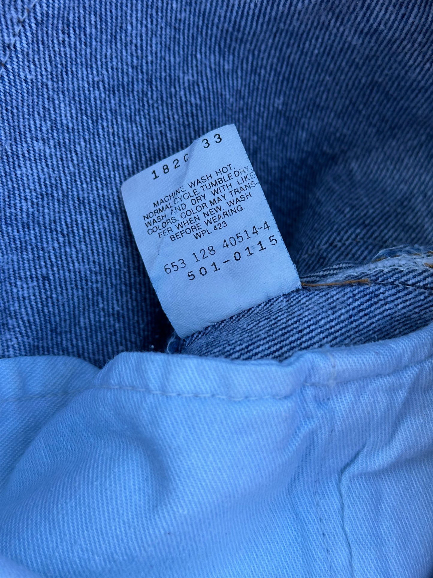 80’s Levi’s 501 Denim Jeans USA (Men’s 30x33 / Women’s 28)