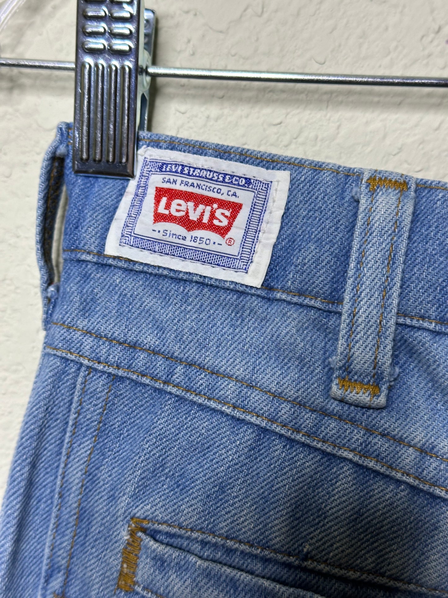 Rare 70’s Levi’s Orange Tab Soft Cotton Bell Flare Denim Trousers (30x29 / Modern 6)