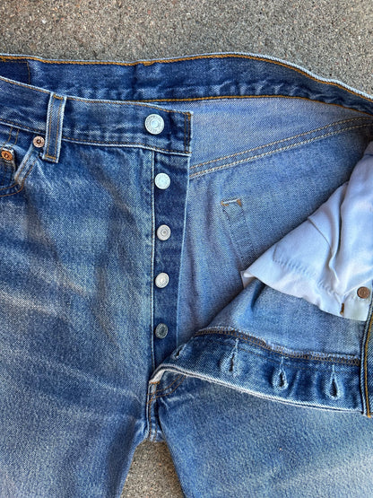 2000 Levi’s 501xx STF Denim Great Fades Jeans (Men’s 34x33 / Women’s 32)
