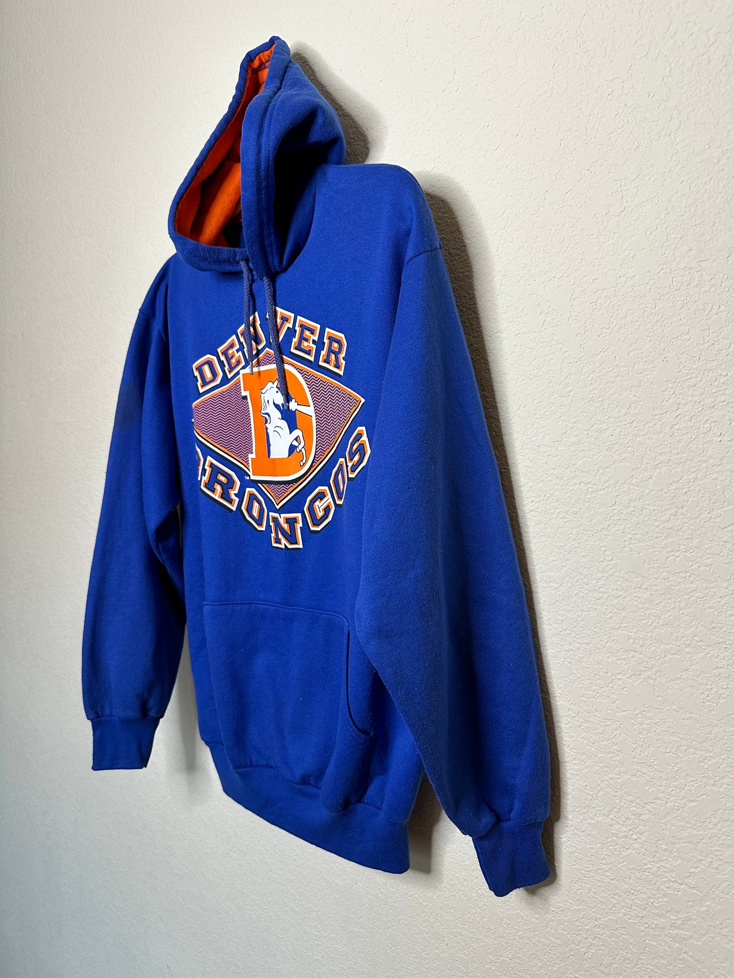 80’s Vintage 2-Tone Denver Broncos Hoodie (Unisex M)