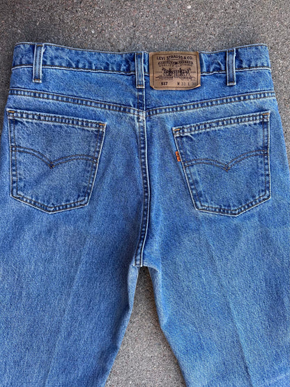 90’s Levi’s 517 Orange Tab USA Jeans (Men’s 32x29.5 / Women’s 29/30)