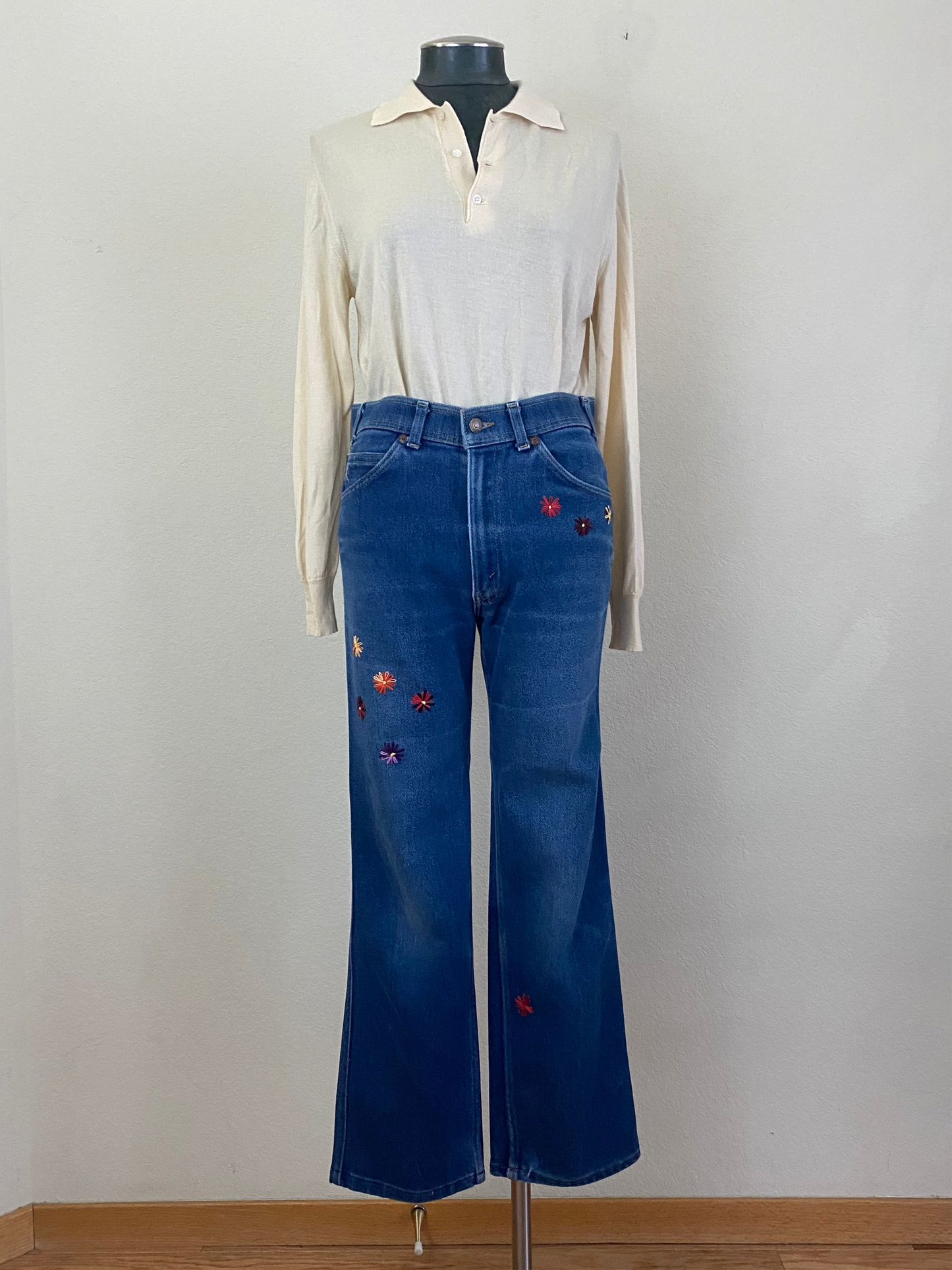 MCA Vintage Revival: 70’s Levi’s Bootcut Western Hand Embroidered Jeans (Modern 6/8)