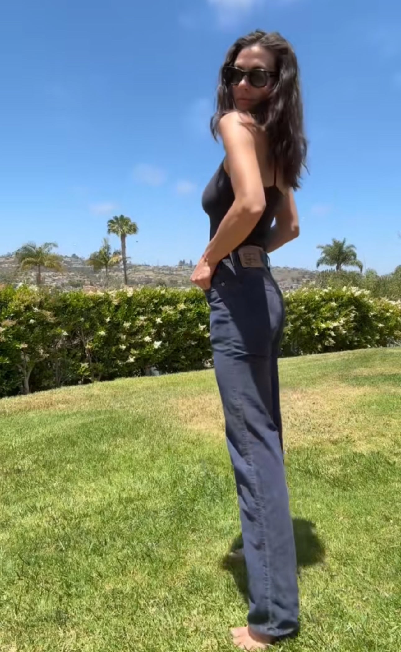 90’s Levi’s 551 Button-Fly Corduroy Pants (27x32.5)