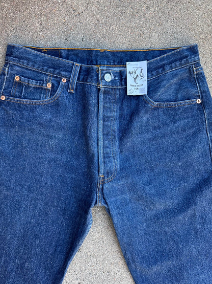 90’s Levi’s 501xx STF Raw Indigo Denim Jeans USA (Men’s 33x28 / Women’s 31)