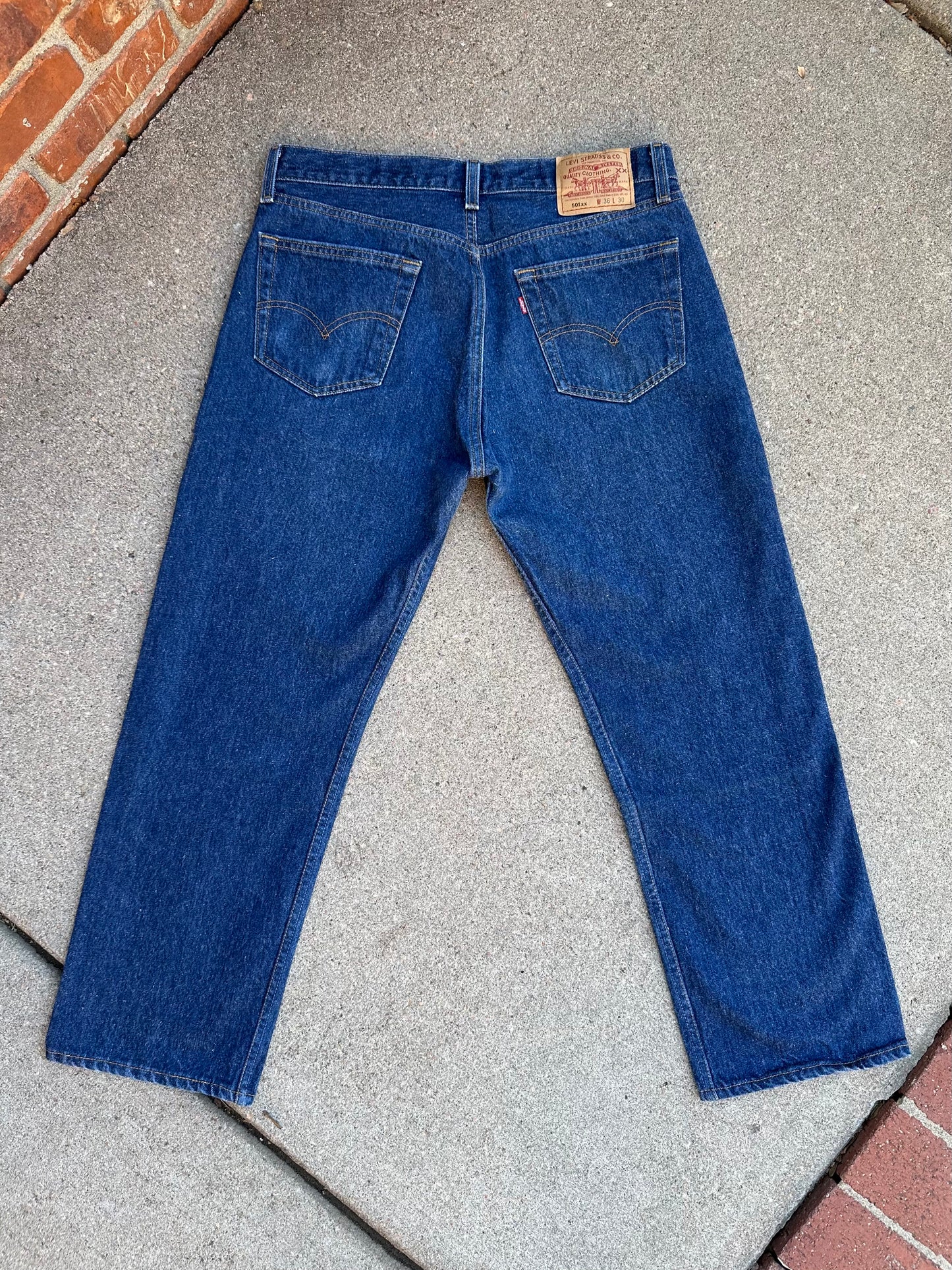 90’s Levi’s 501xx STF Raw Indigo Denim Jeans USA (Men’s 33x28 / Women’s 31)