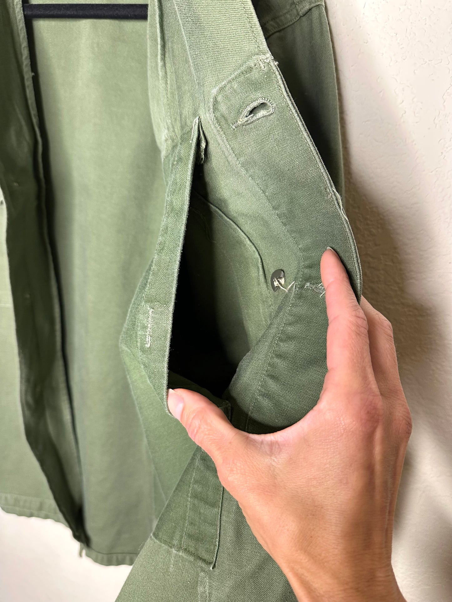 50’s Military P56 Cotton Sateen Utility Shirt OG107 (Unisex M)