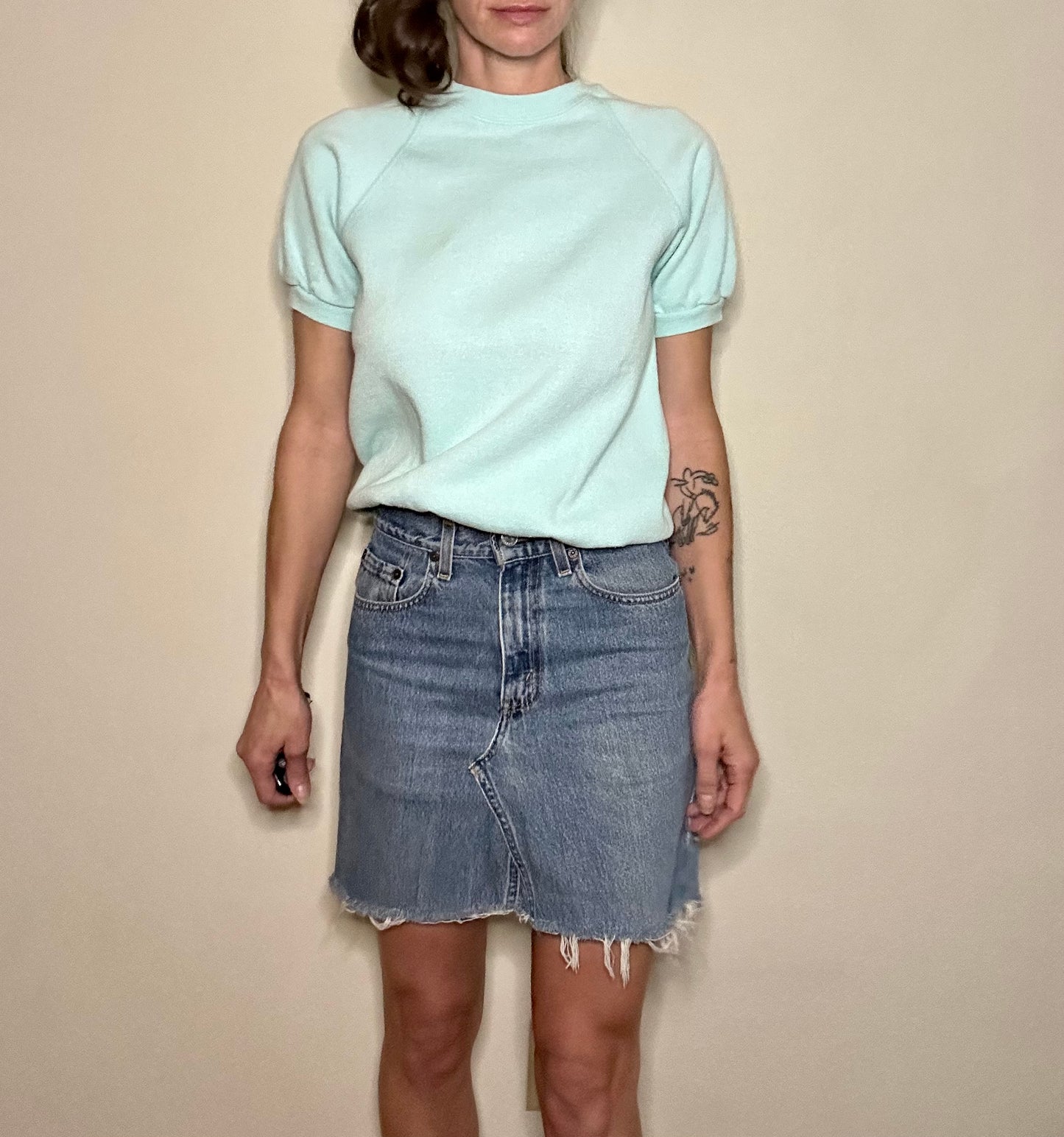 70’s Levi’s 550 Denim Handmade into Mini Skirt (0/2)