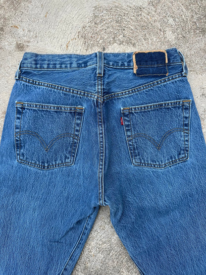 Y2K Levi’s 501 Denim Jeans USA (Men’s 28x27 / Women’s 26)