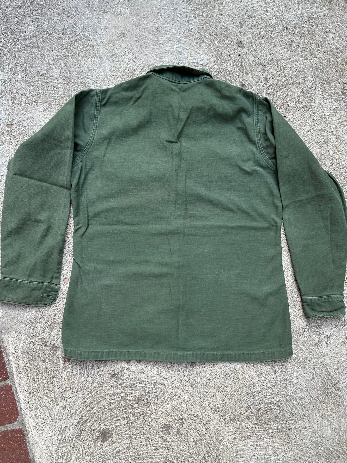60s US Military OG-107 Cotton Sateen Utility Shirt Type 3 (Unisex M)