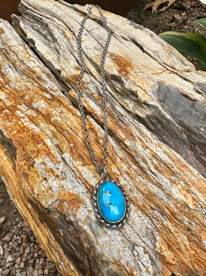 Vintage Turquoise & Sterling Silver Pendant Necklace (18”)