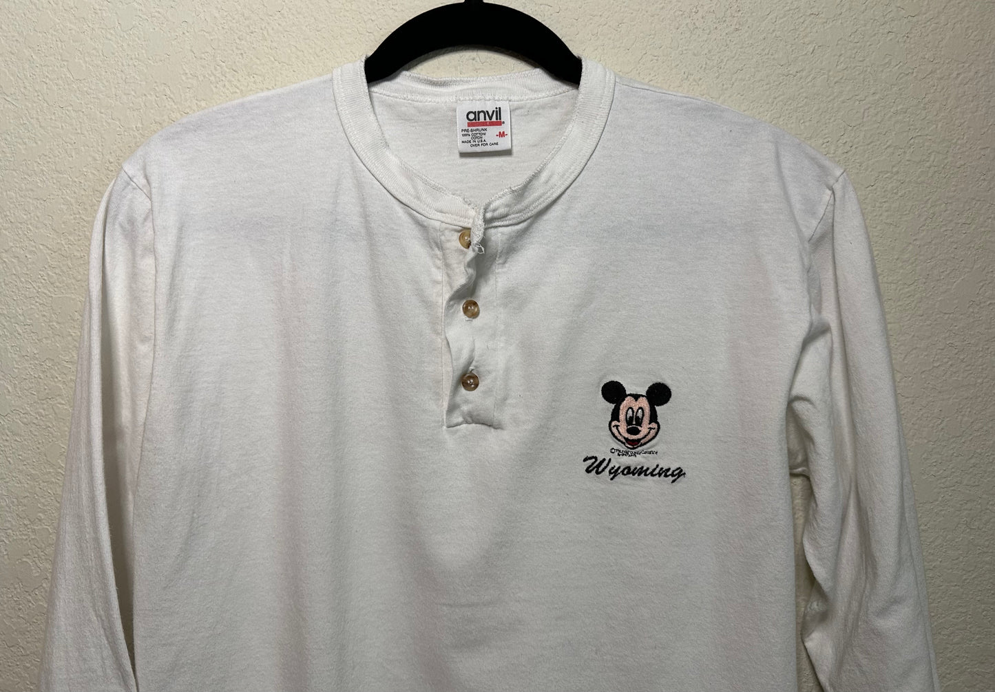 80’s Wyoming Mickey Mouse Single Stitch Henley Shirt (Unisex M)