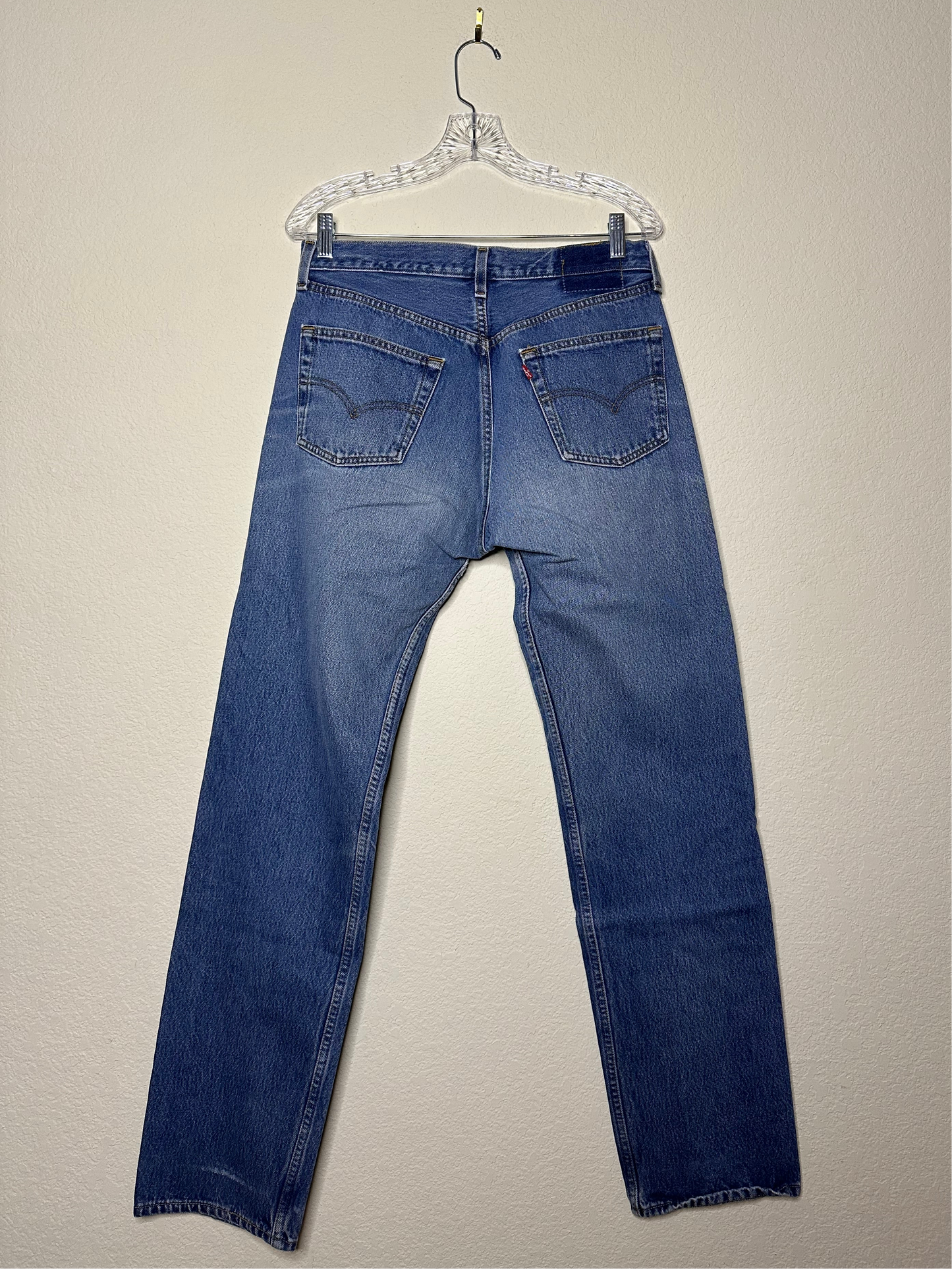 80’s Levi’s 501 USA Jeans (Men’s 31x34/ Women’s 8)
