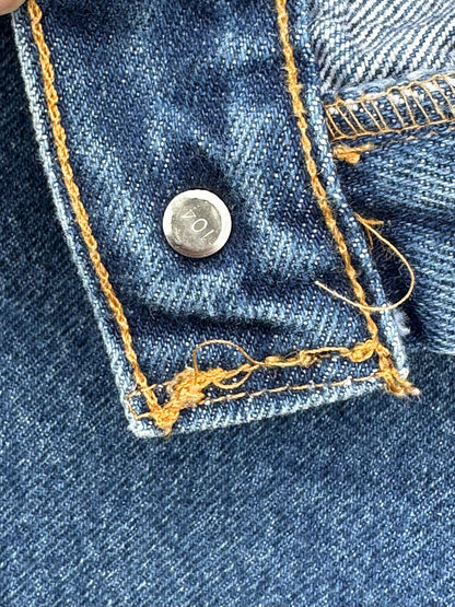 90’s Levi’s 505 Denim Jeans (Men’s 28x27/Women’s 26/27)