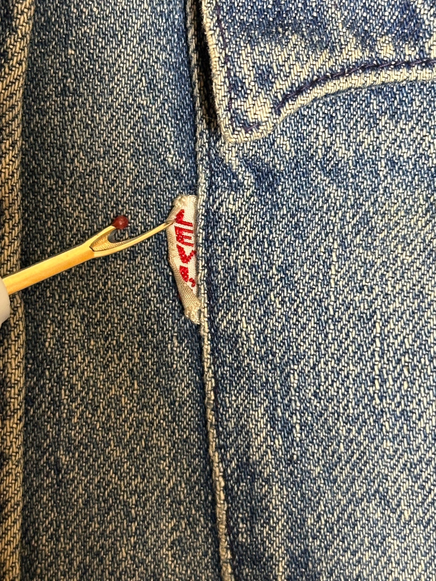 60’s LEVI’S “Big E” White Tab Denim Western Shirt Jacket (Men’s M / Women’s L)