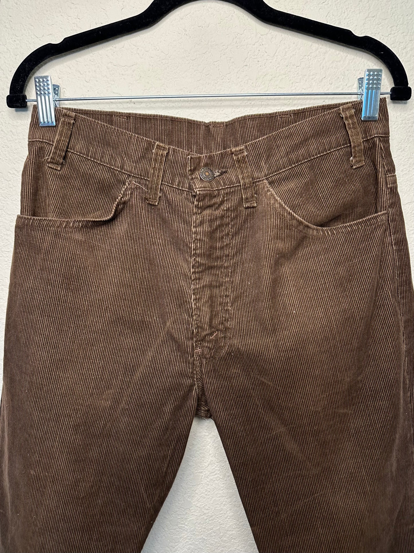 70’s Levi’s 646 Corduroy Bell Bottom Pants Button #2 (Men’s 29/ Women’s 27)
